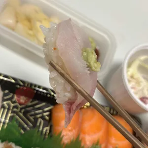 백초밥 사진