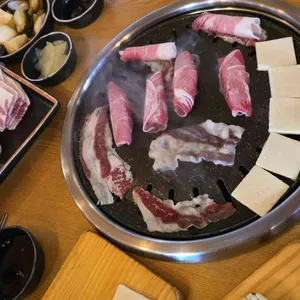 이차돌 사진