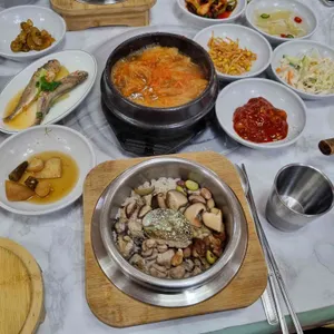 창리꽃게장굴밥집 사진
