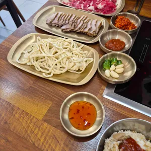 연산옥 샤브칼국수 사진