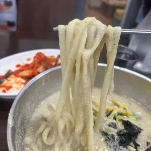체부동잔치집 사진