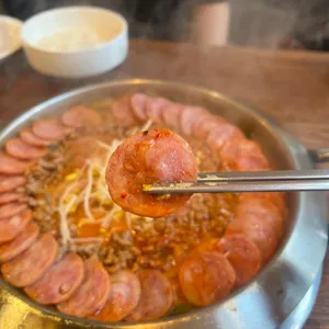 부대찌개대사관 사진