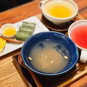 뜰안 사진 1