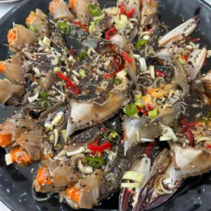 참답다꽃게한상보리굴비한상 사진