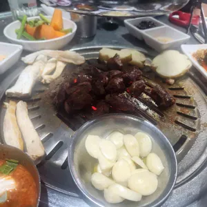 꿀꿀이네연탄 사진