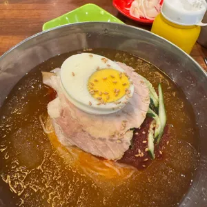 오밀조밀 밀면 대표 사진