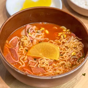 틈새라면 사진