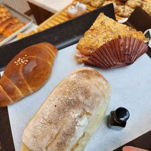 야자수 브런치 베이커리 카페 사진