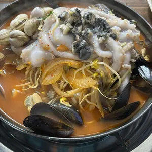 동은성 사진