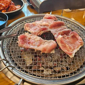 통나무집 숯불닭갈비 사진
