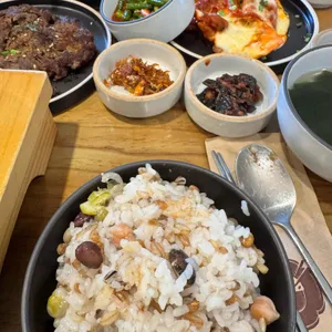 도토리 소반 사진