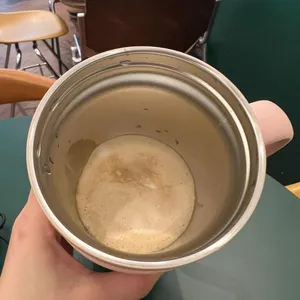 하이로우 커피스탠드 사진