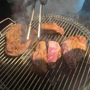 윤슬 숯불구이 사진