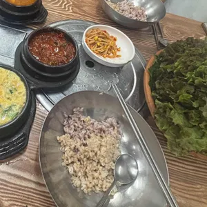 송림우렁쌈밥 사진