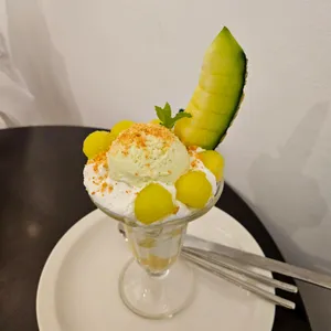 올위크 사진