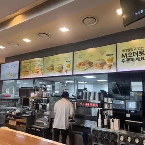 맥도날드 리뷰 사진