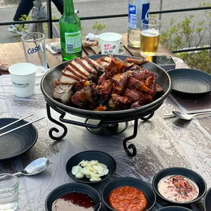 정가네화덕구이족발 사진