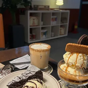 할리데이 온 시티 사진