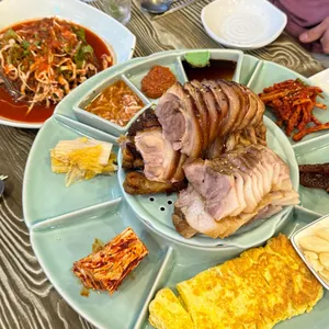 둥지보쌈 사진