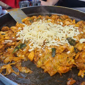 전통춘천닭갈비전문 사진