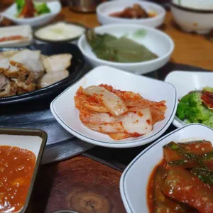두메산골쌈밥 사진