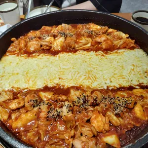 장인닭갈비 사진