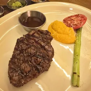 더몰트하우스 사진 2