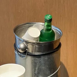 돈멜 사진