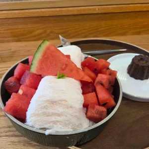 연의양과 사진