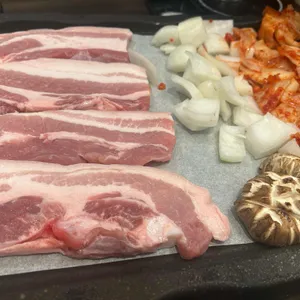 여의도미나리삼겹 사진