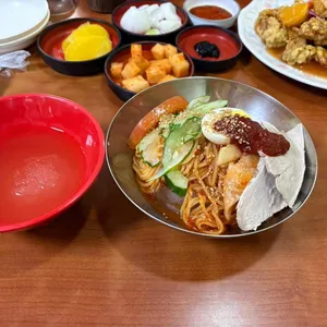 금보성 사진