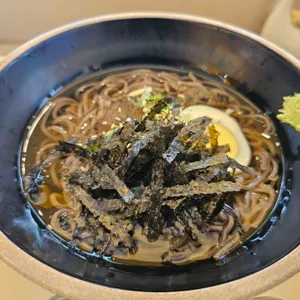 몽키브라운 사진