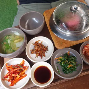 더기와 사진