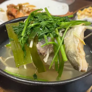 돌참치 사진