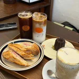 입허전 사진