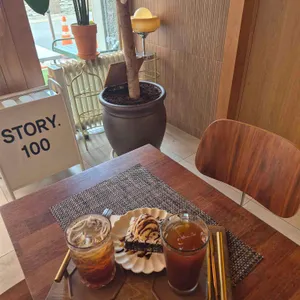 스토리100 사진