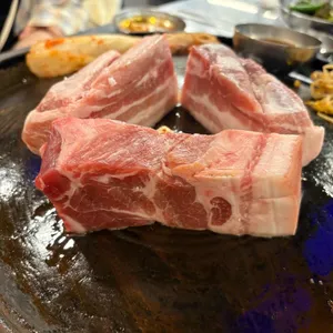 동두천솥뚜껑삼겹살 사진