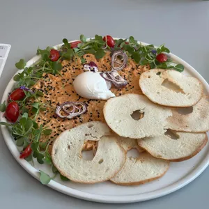 콤마나인 사진