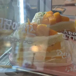 카페 시즌 리뷰 사진