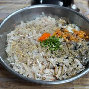 돌고래횟집 사진