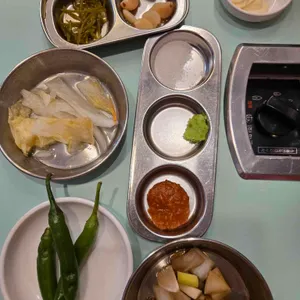 꾸석지돌판한우 사진