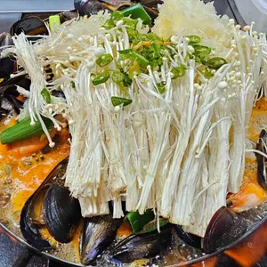 쭈낙해물칼국수 사진