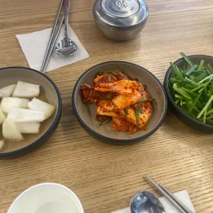 더진국 수육국밥 사진