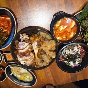 더맛있는족발보쌈 사진