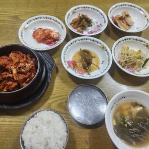제육의 계절 사진