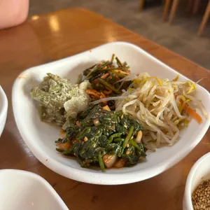 석암 돌솥밥 사진