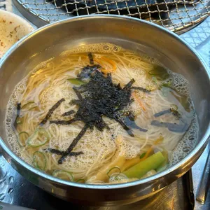 드럼통 참숯 석쇠구이 사진