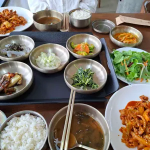 남밭식탁 사진
