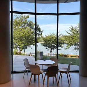 엘로우 리뷰 사진
