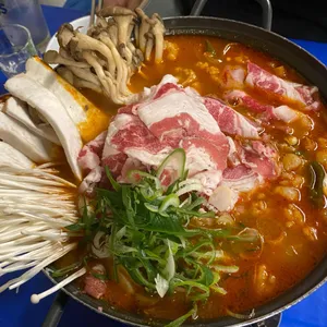저수지 사진
